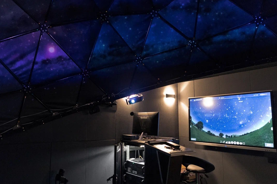 СВЯЗАТЬСЯ С НАМИ