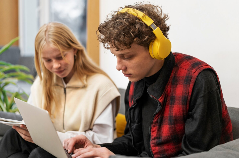 СВЯЗАТЬСЯ С НАМИ